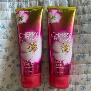 Bath & Body Works body cream